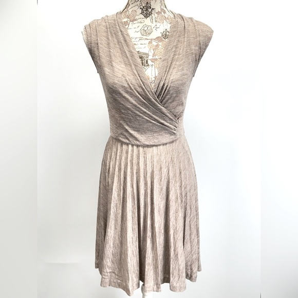 ZARA Tan surplice sleeveless pleated skirt midi Dress size S - Picture 1 of 13
